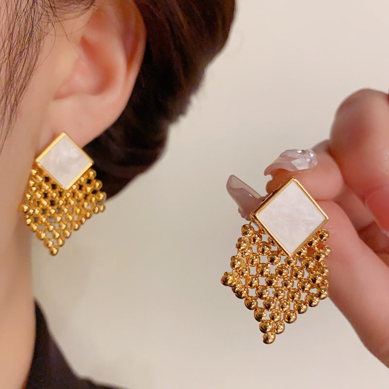 18K Gold-Plated Diamond-Shaped Metal Earrings - Elegant Design