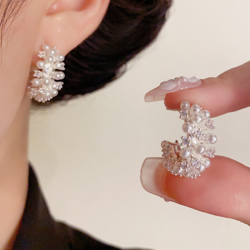 Elegant Zircon & Pearl C-Shaped Hoop Earrings – Geometric Design