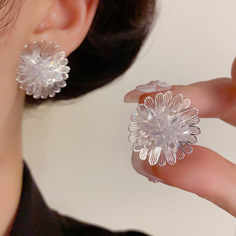 Luxury Metal Frost Flower Petal Stud Earrings – Elegant Design