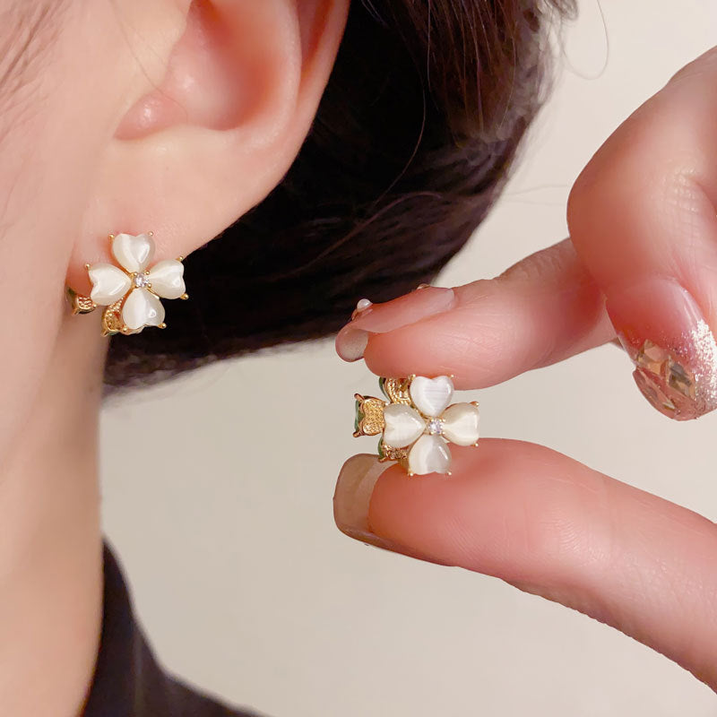 Elegant Double-Sided Four-Leaf Flower Earrings – Reversible Design