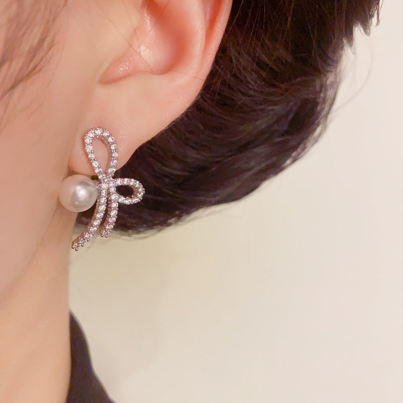 14K Gold Luxury Zircon Bow & Pearl Stud Earrings – S925 Silver Needle