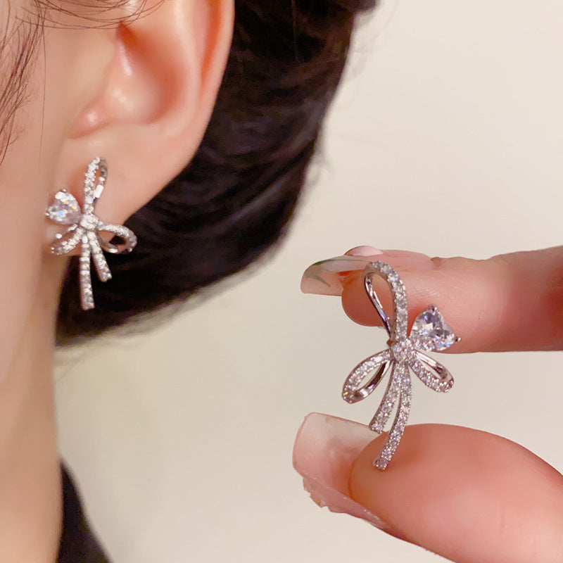 14K Gold-Plated Zircon Bowknot Stud Earrings – Elegant Design