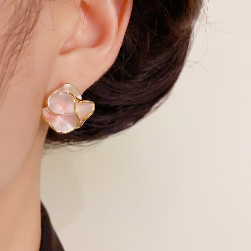 14K Gold French-Style Pink Camellia Stud Earrings – Elegant Design