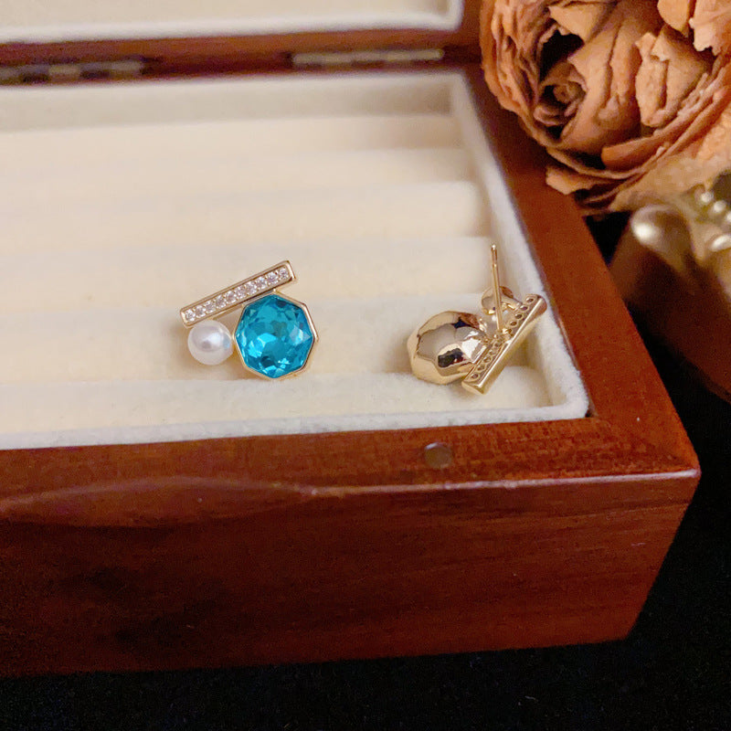 14K Gold Vintage Geometric Pearl Stud Earrings – S925 Silver Needle