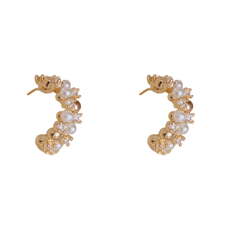 Luxury Zircon & Pearl C-Shaped Hoop Earrings– Elegant Geometric Design