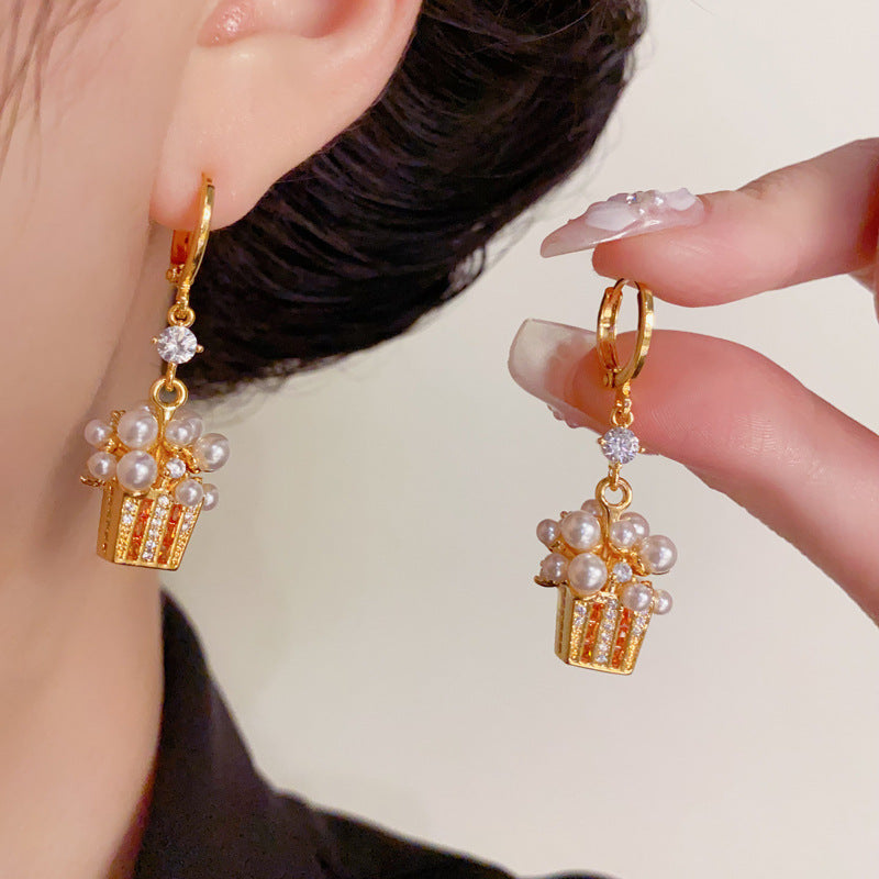 Luxury Pearl Popcorn Drop Gold Earrings – Geometric Design