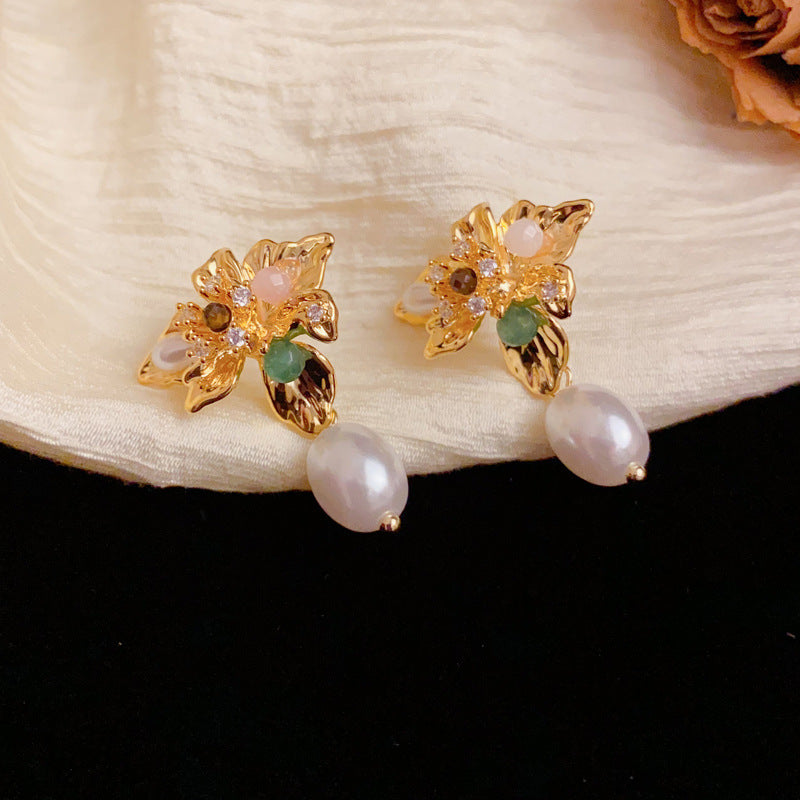 14K Gold Luxury Metal Petal & Pearl Drop Earrings – Elegant Design