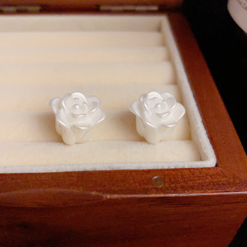 14K Gold 3D Rose Flower Stud Earrings – Sweet & Minimalist Design