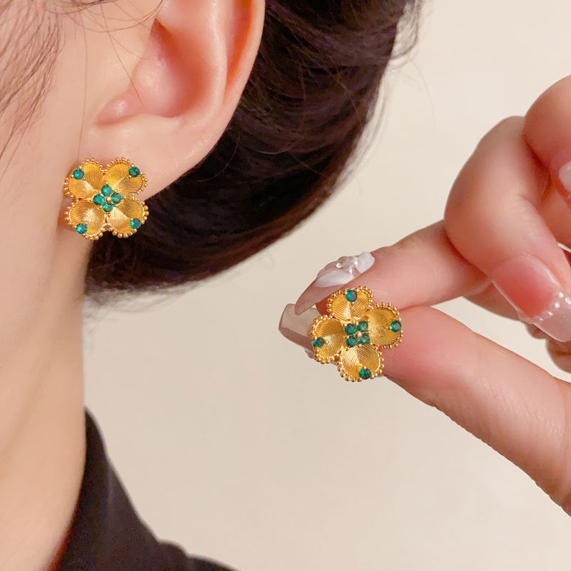 Elegant Green Zircon Four-Leaf Flower Stud Earrings – Floral Design