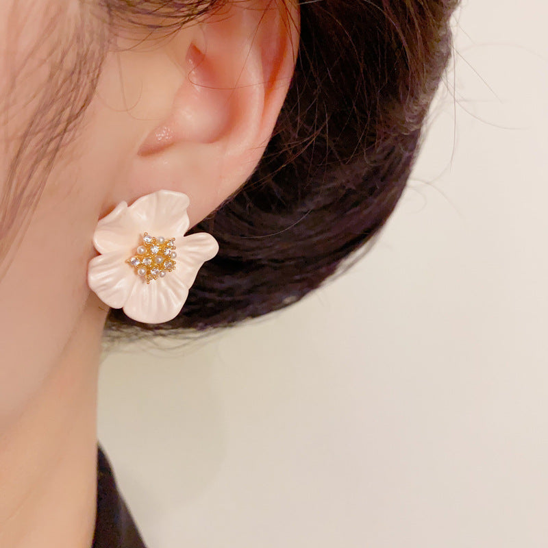 14K Gold Sweet Pink Camellia Zircon Stud Earrings – Elegant Design