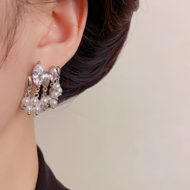 Elegant Geometric Pearl Tassel Drop Earrings – Minimalist Design