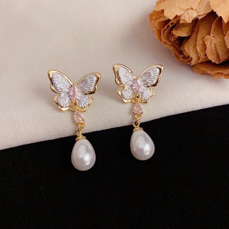 Luxury Butterfly Teardrop Pearl Drop Gold Earrings – Elegant Design