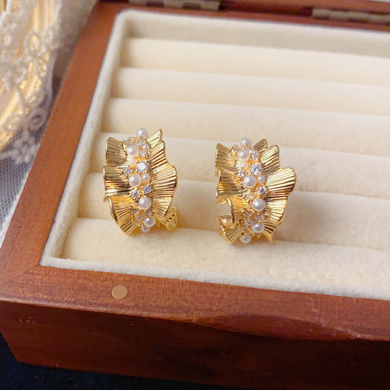 Elegant Zircon Pearl Ruffled Edge Hoop Earrings – Vintage Design