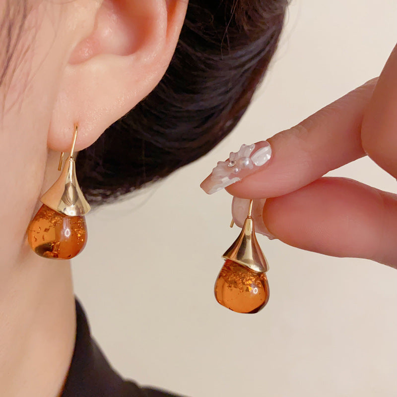 Elegant Imitation Amber Resin Drop Earrings – Unique Geometric Design