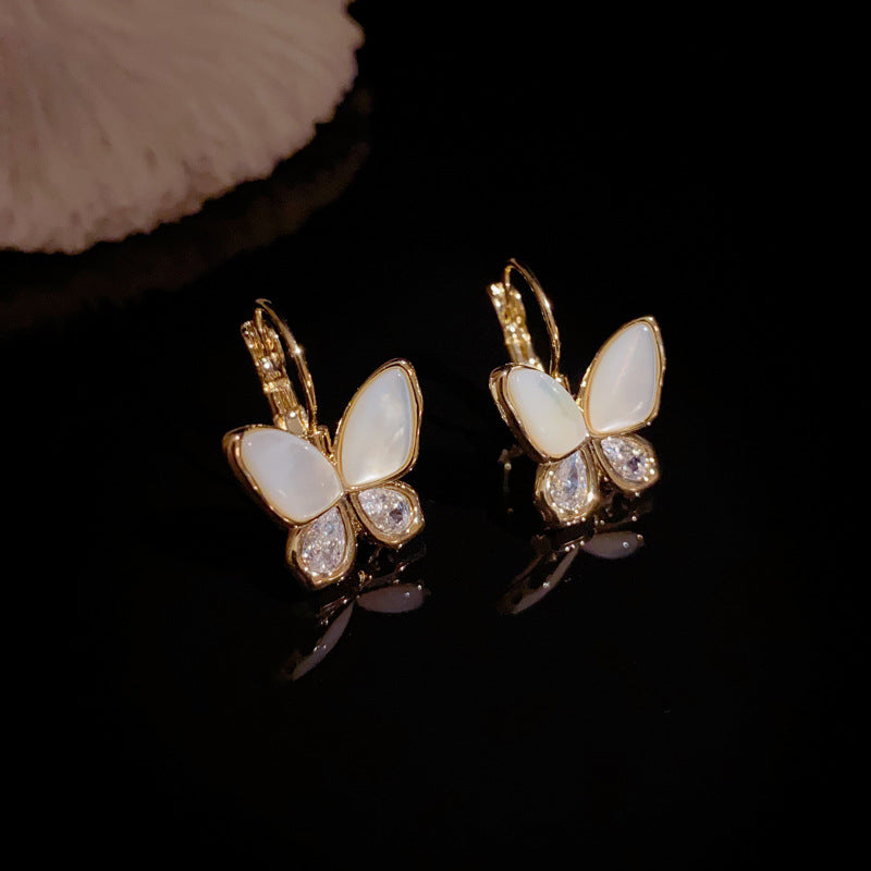 14K Gold Sweet Mother-of-Pearl Butterfly Earrings – Elegant Design