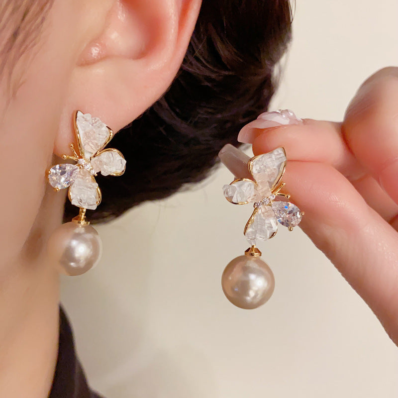14K Gold-Plated Crystal Butterfly Pearl Drop Earrings – Elegant Design