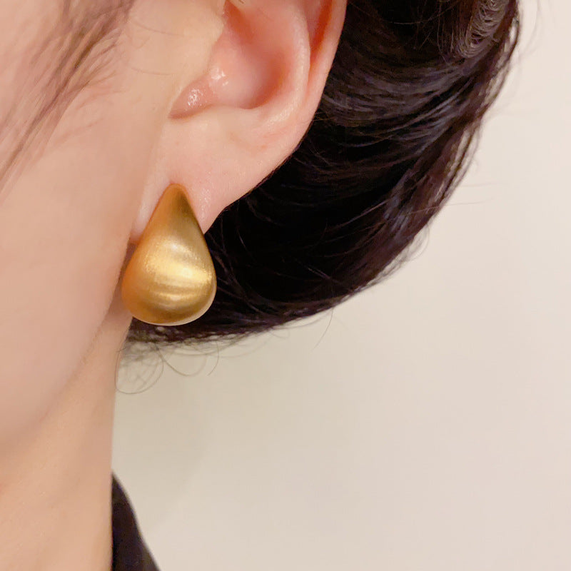 14K Gold Brushed Metal Teardrop Stud Earrings – French Design