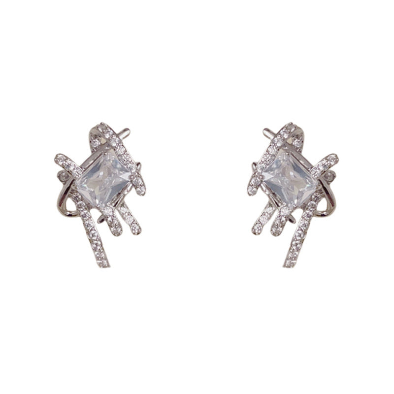 Elegant Zircon Woven Sugar Cube Stud Earrings – Geometric Design