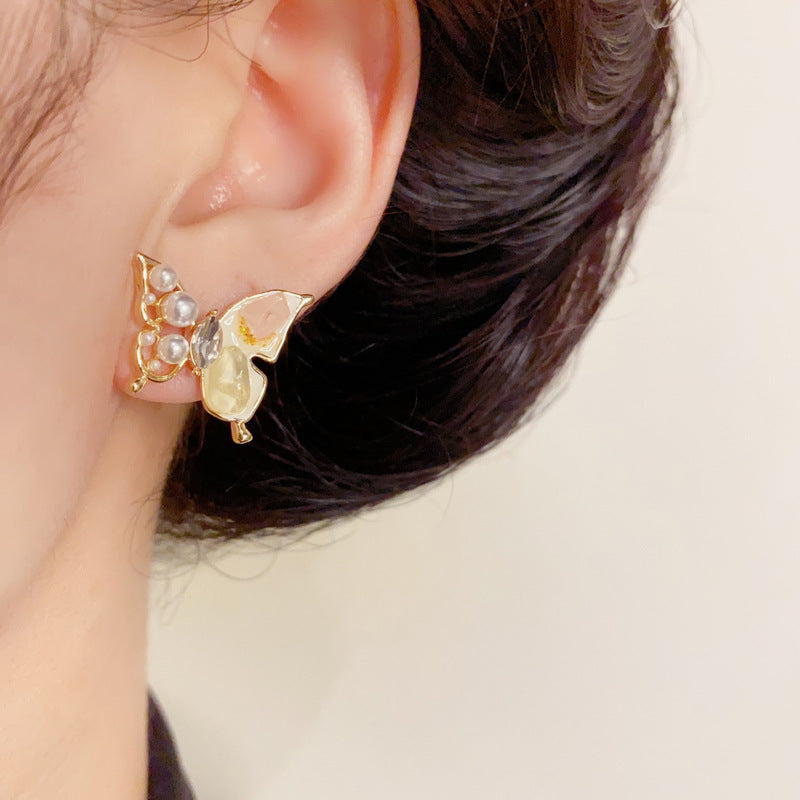 14K Gold-Plated Pearl & Butterfly Stud Earrings – Chic Korean Design