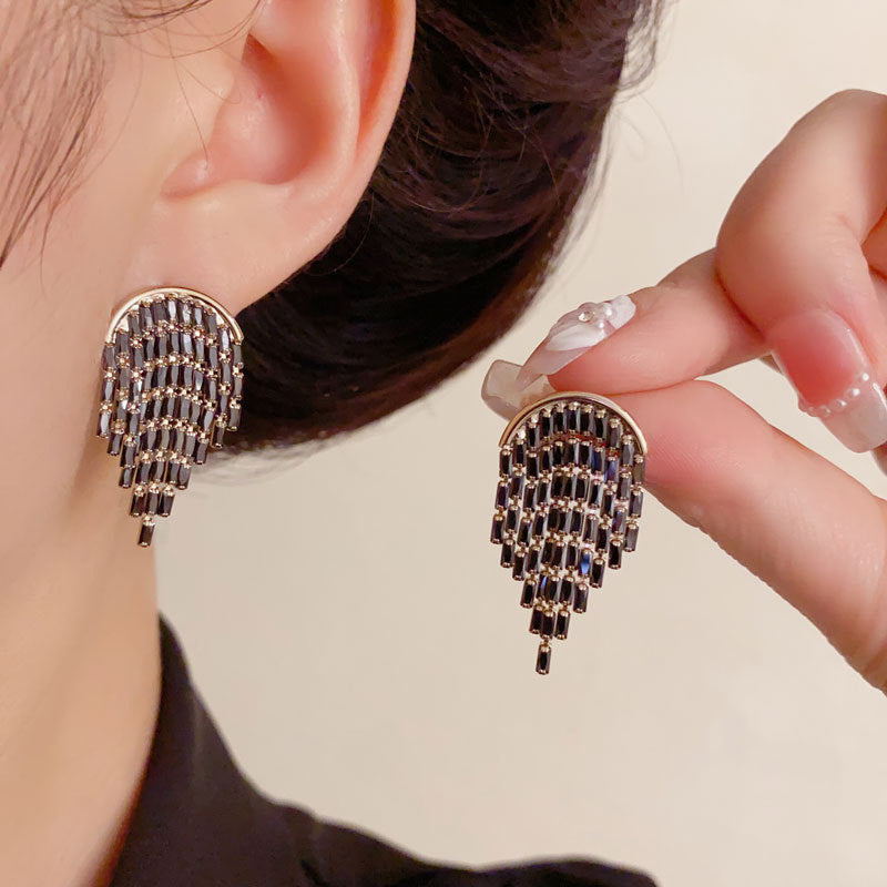 Luxury Full-Zircon Geometric Tassel Drop Earrings – Elegant Design