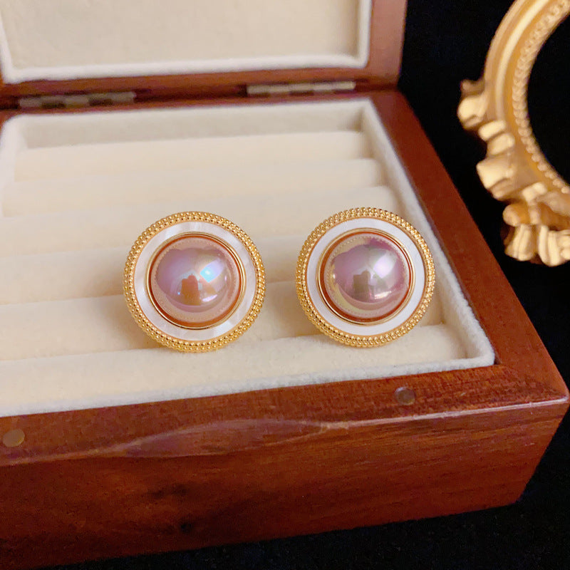 Elegant Iridescent Pearl Round Stud Gold Earrings – Geometric Design