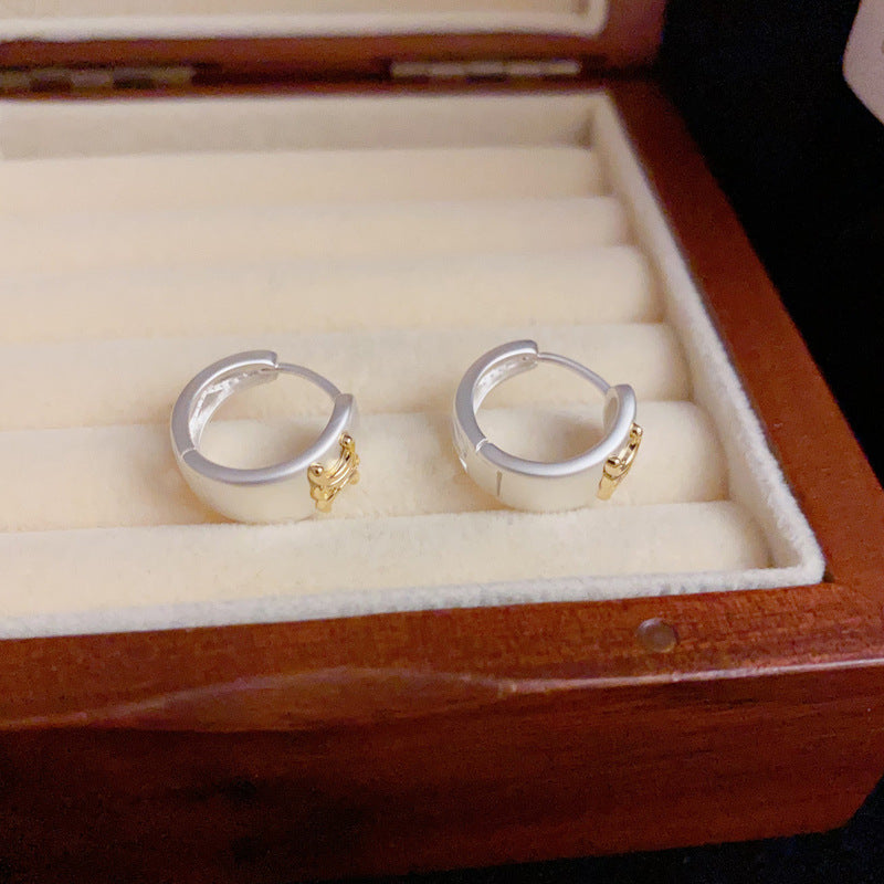 Silver-Plated Luxury Arc de Triomphe Hoop Earrings – Geometric Design