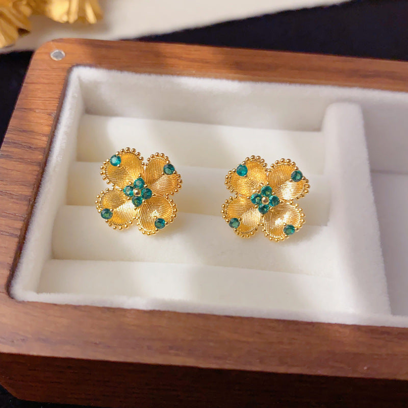 Elegant Green Zircon Four-Leaf Flower Stud Earrings – Floral Design