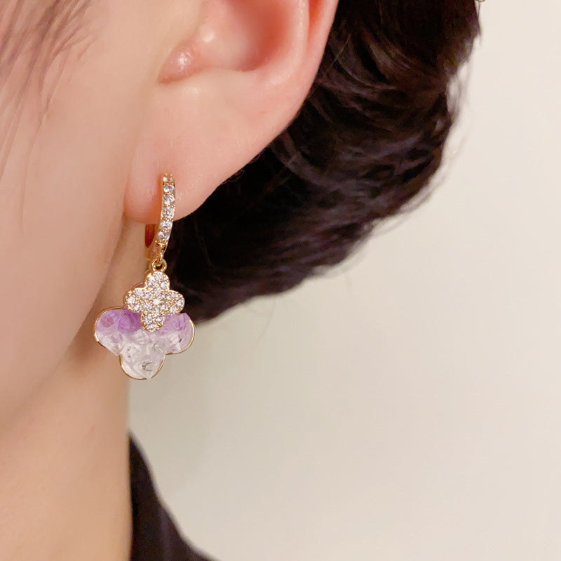 14K Gold Zircon Crystal 4-Leaf Flower Huggie Earrings – Elegant Design