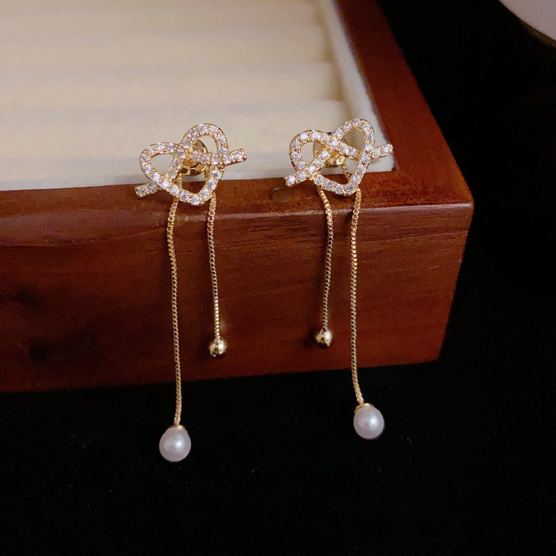 14K Gold Full Diamond Heart Tassel Drop Earrings – Elegant Design