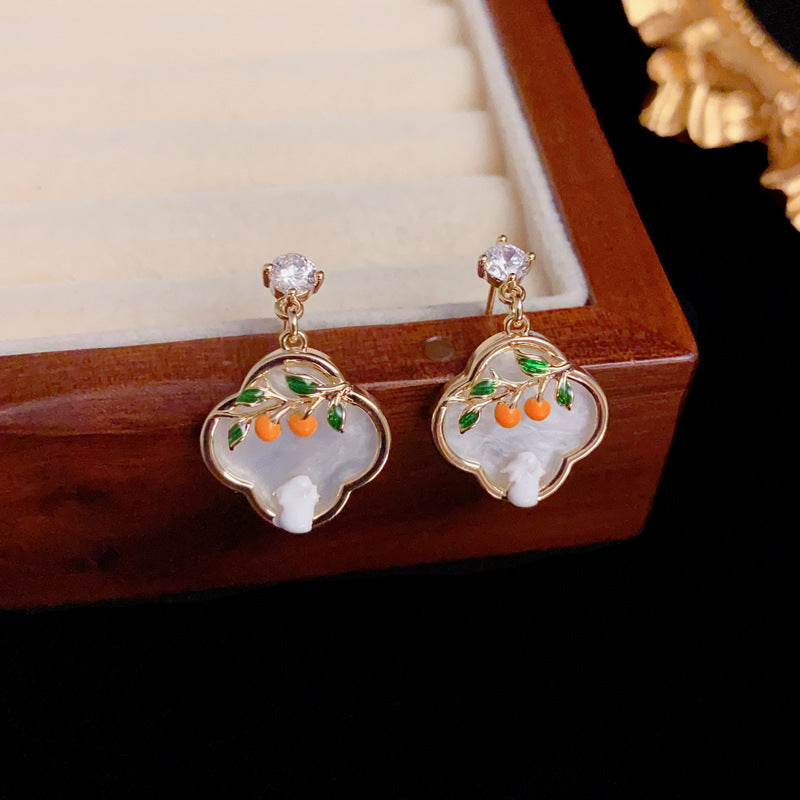 Elegant Four-Leaf Flower Persimmon Drop Gold Earrings – Chinese Design