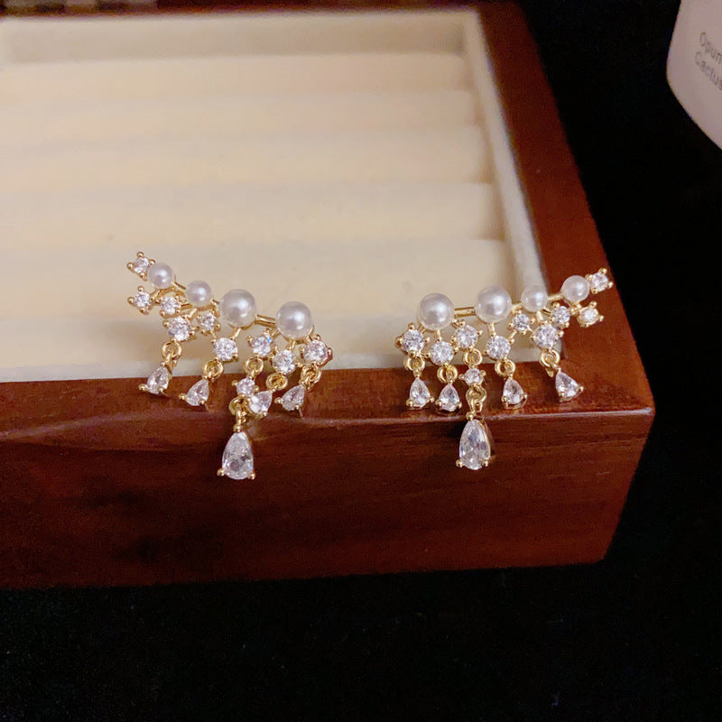 14K Gold Pearl Zircon Tassel Earrings - Chic Elegance Design