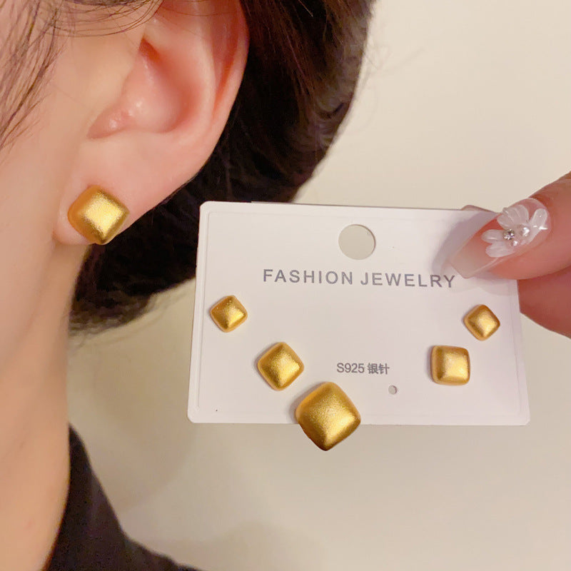 14K Gold Mesh Geometric Trio Stud Earrings - Chic Minimalist Design