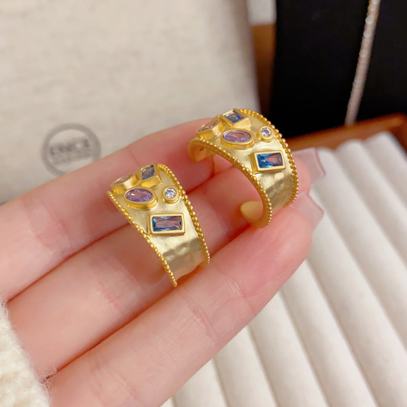 Elegant Matte Gold Rainbow Zircon C-Hoop Earrings – Dazzling Design