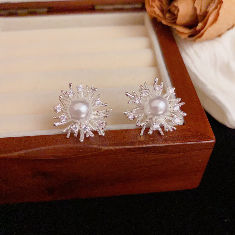 Luxury Zircon Firework & Pearl Stud Earrings – Elegant Floral Design