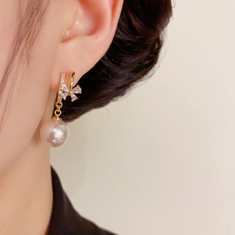 14K Gold-Plated Zircon Butterfly Pearl Tassel Earrings –Elegant Design