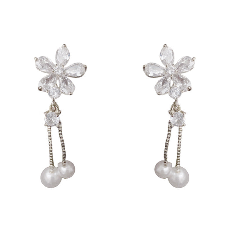 Elegant Five-Petal Flower & Pearl Tassel Drop Earrings – Floral Design