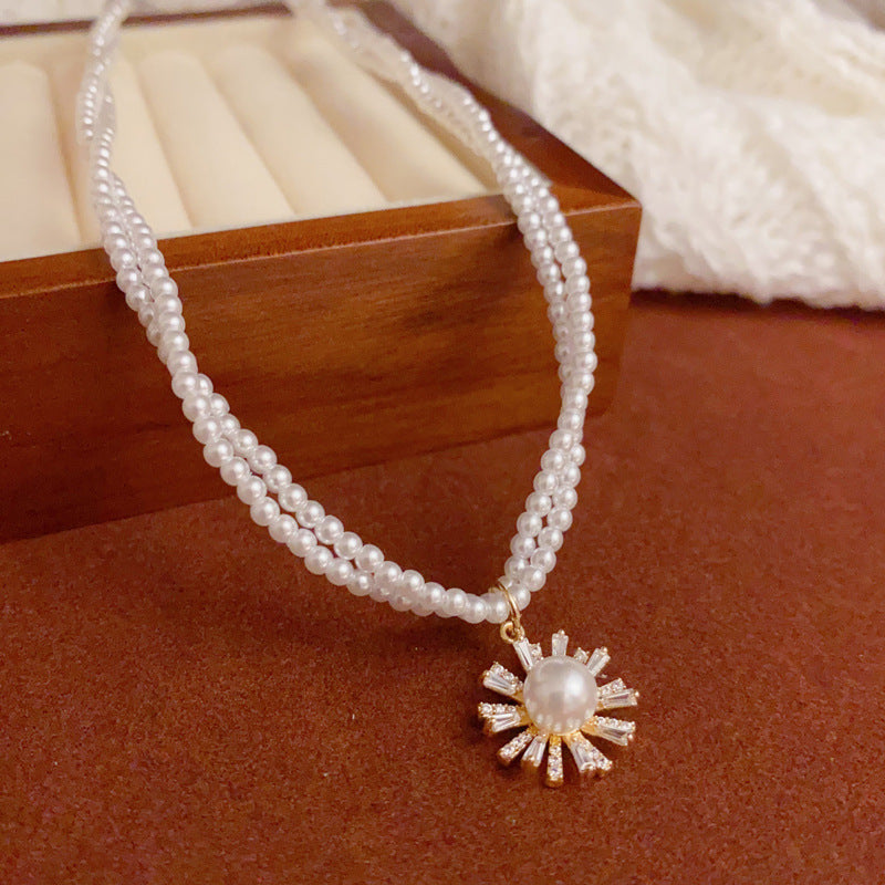 14K Gold-Plated Zircon Sunflower Pendant Necklace – Elegant Design