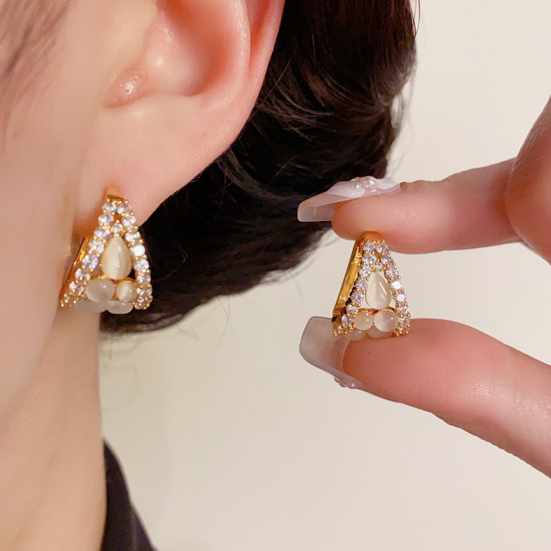 14K Gold Zircon Cat's Eye Drop Earrings – Elegant Waterdrop Design