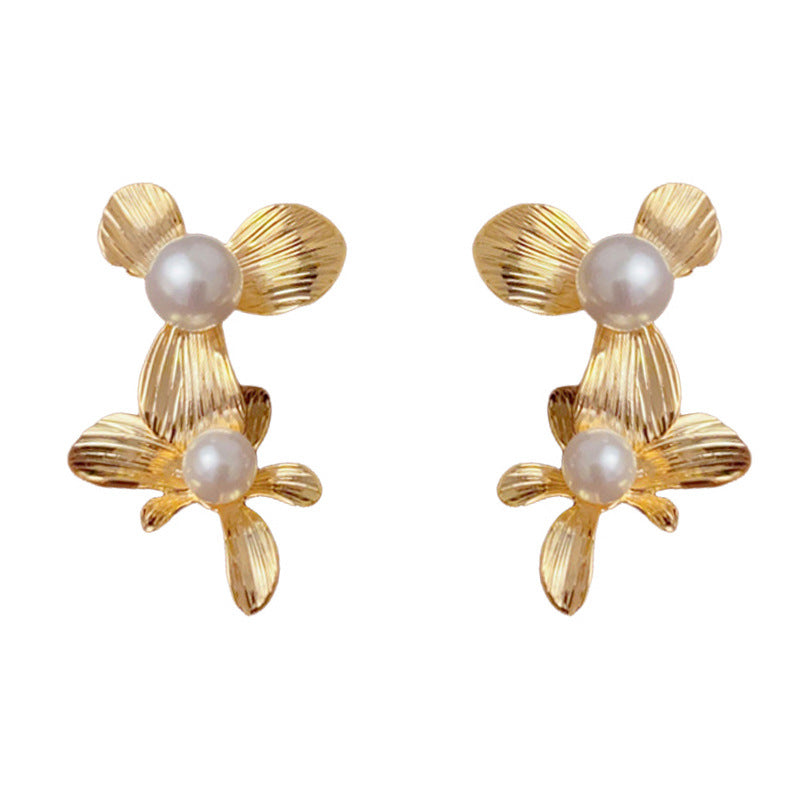 18K Gold Pearl Flower Tassel Earrings – Elegant Statement Design