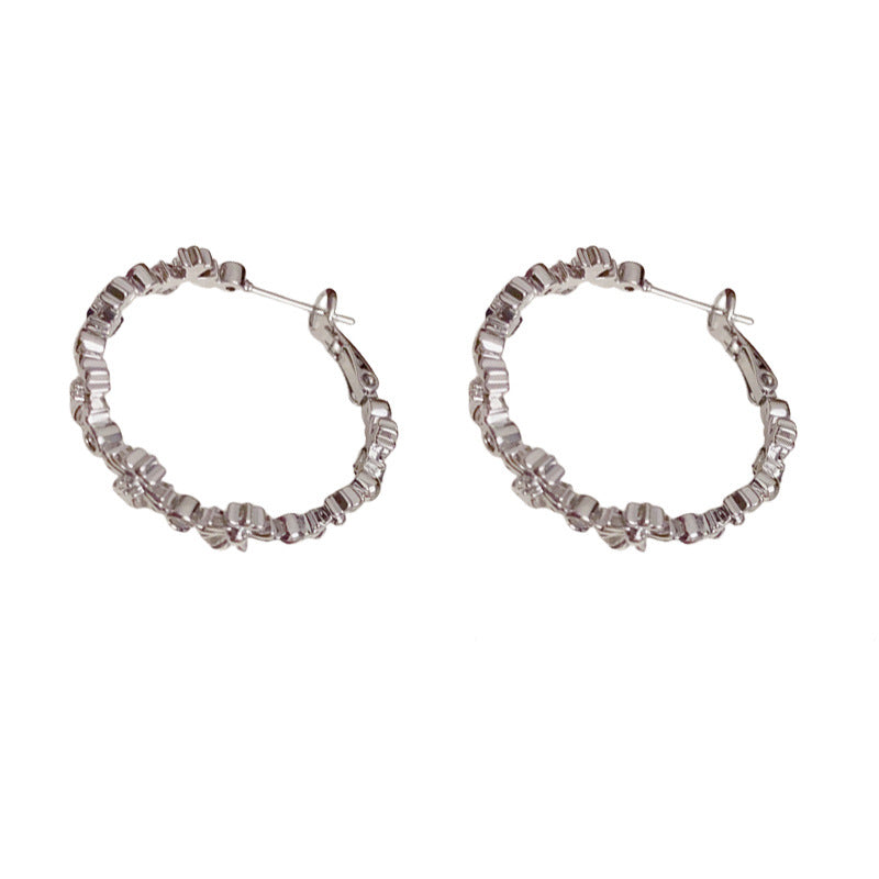 Luxury Metal Cross Hoop Earrings – Silver Needle Geometric Design
