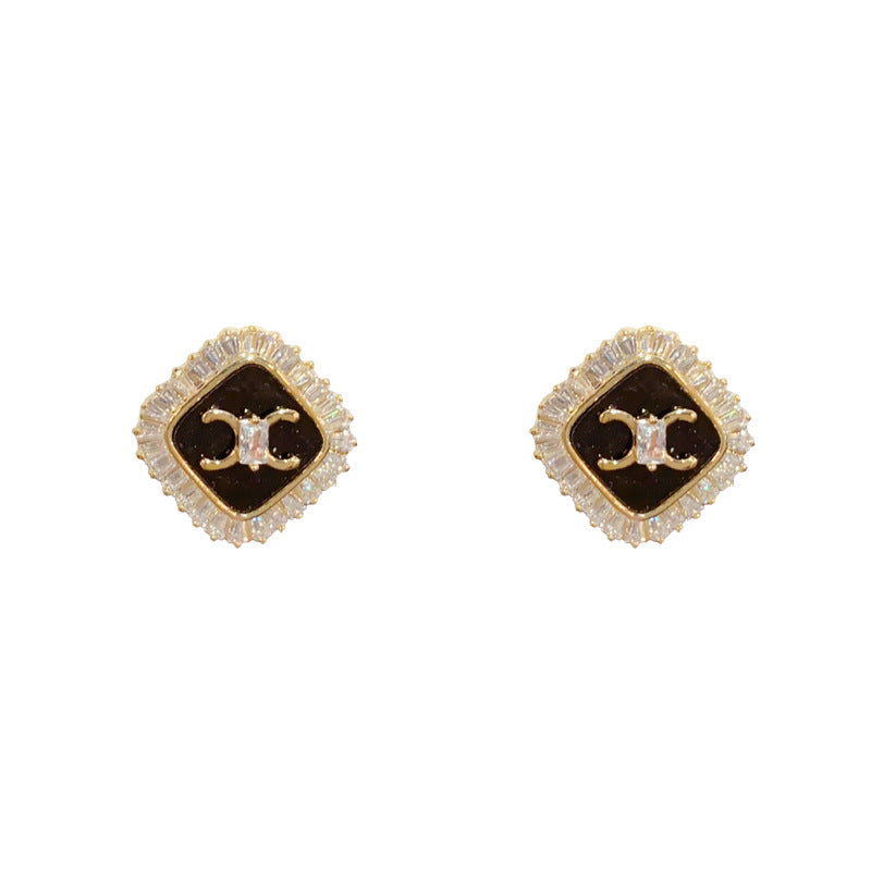 14K Gold Full Zircon Rhombus Ear Clip - Chic Elegance Design