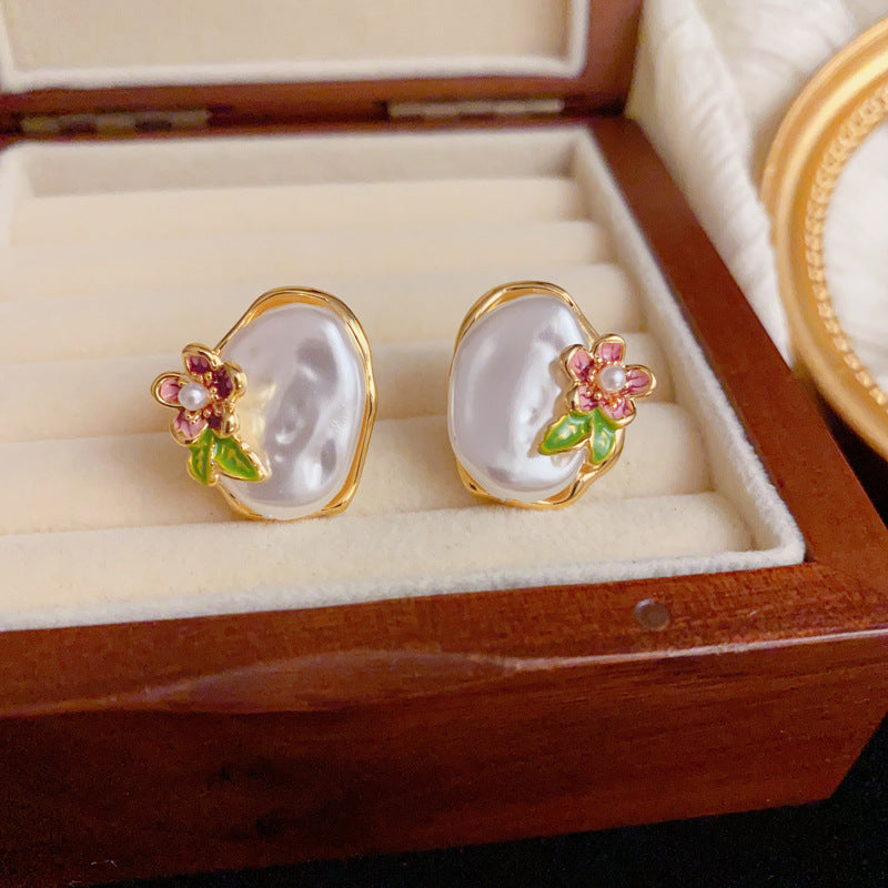 Luxury Irregular Enamel Pearl Flower Gold Earrings – Elegant Design