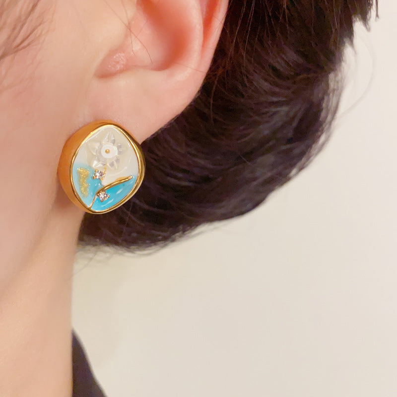 Sweet Gradient Flower Diamond-Shaped Gold Earrings– S925 Silver Needle