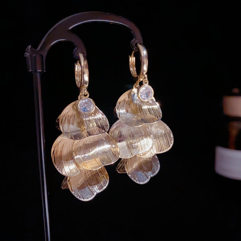 Minimalist Hollow Metal Petal Tassel Earrings – S925 Silver Needle