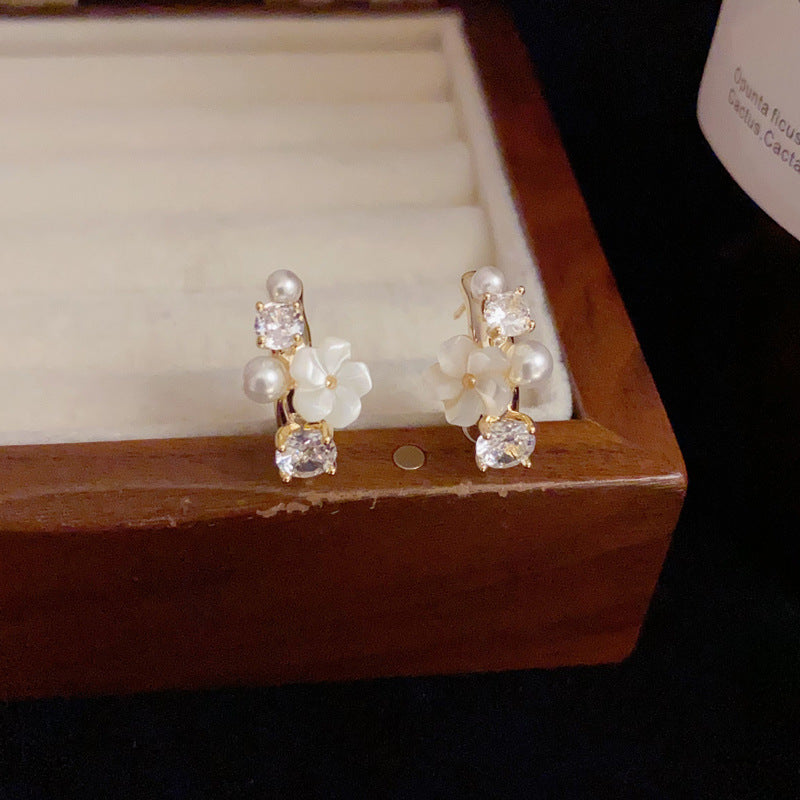 14K Gold Flower Pearl Zircon Stud Earrings- Chic Elegance Design