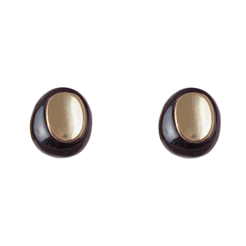 Luxury Metal Oval Stud Earrings – French Retro Design