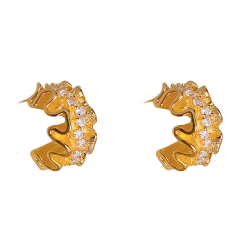 Elegant Irregular Pleated Lace C-Shaped Earrings – Geometric Design
