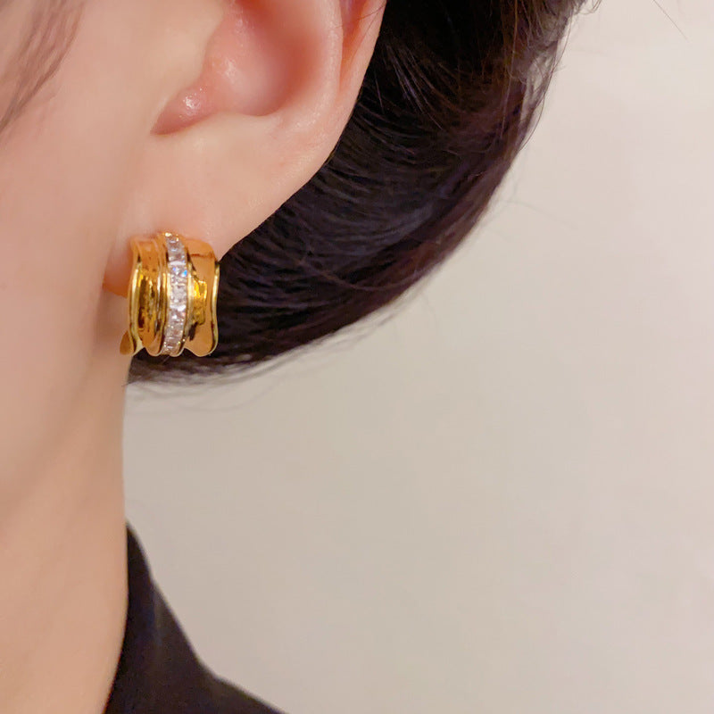 Elegant Zircon Irregular Metal Hoop Earrings – French Retro Design