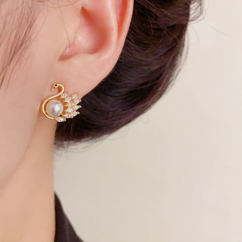 Luxury Zircon Pearl Swan Stud Earrings – Animal Design