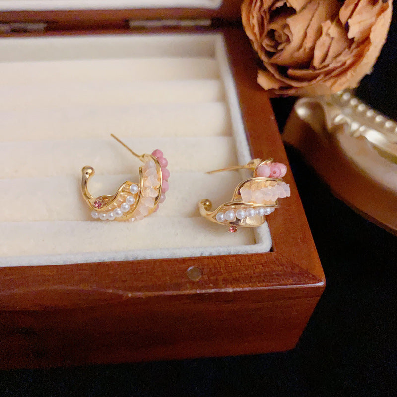 Minimalist Crystal & Pearl Spiral Hoop Earrings – S925 Silver Needle